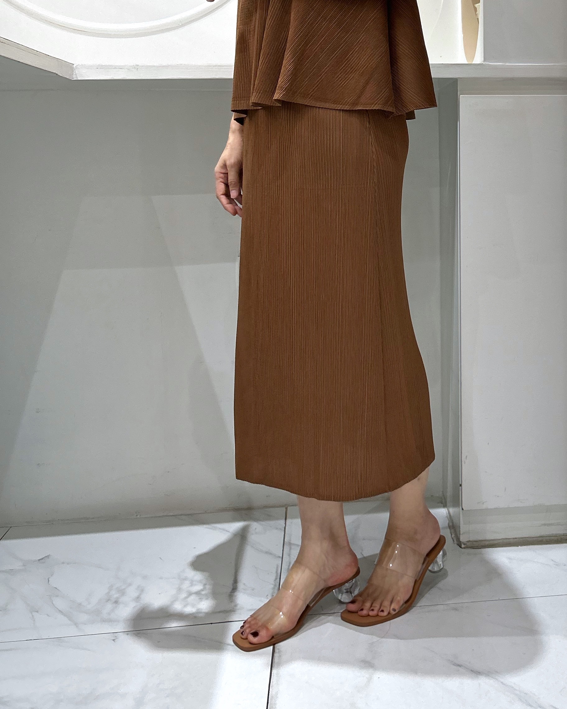 2MUAY รุ่น GJO11524 กระโปรงอัดพลีท STRAIGHT PLEATED MIDI SKIRT 10 สี FREE SIZE