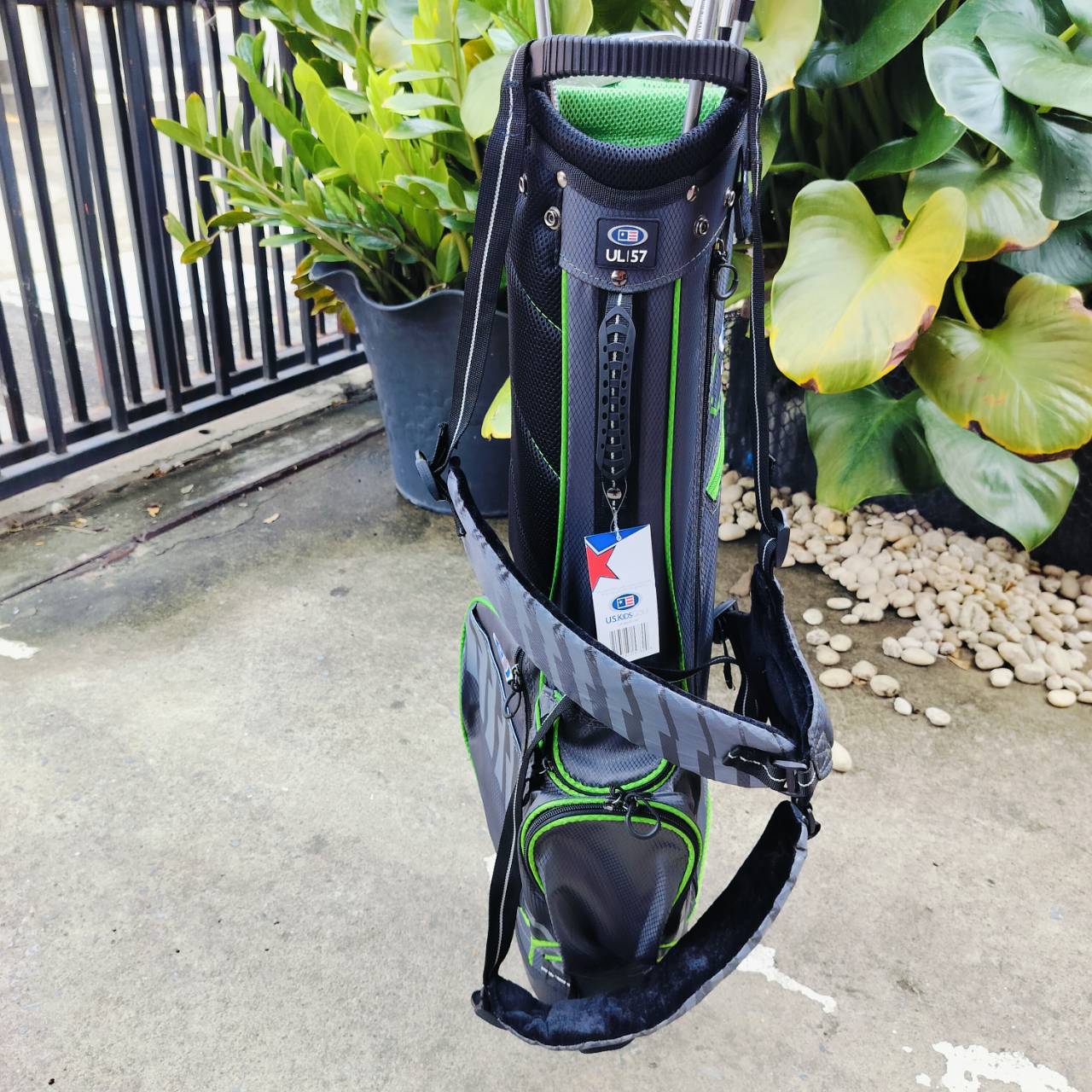ชุดไม้กอล์ฟสำหรับเด็ก ของใหม่!!! U.S. KIDS GOLF 57″ WT-15s model (15% lighter club heads) เบาลง 15% ความสูง : 57-60 นิ้ว หรือ 144-152 เซนติเมตร
