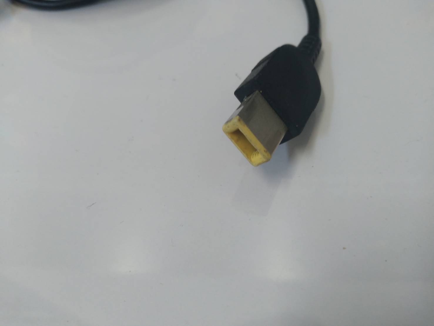 Lenovo 45N0297 45N0492 ThinkPad Laptop AC Power Adapter 45W 20V 2.25A