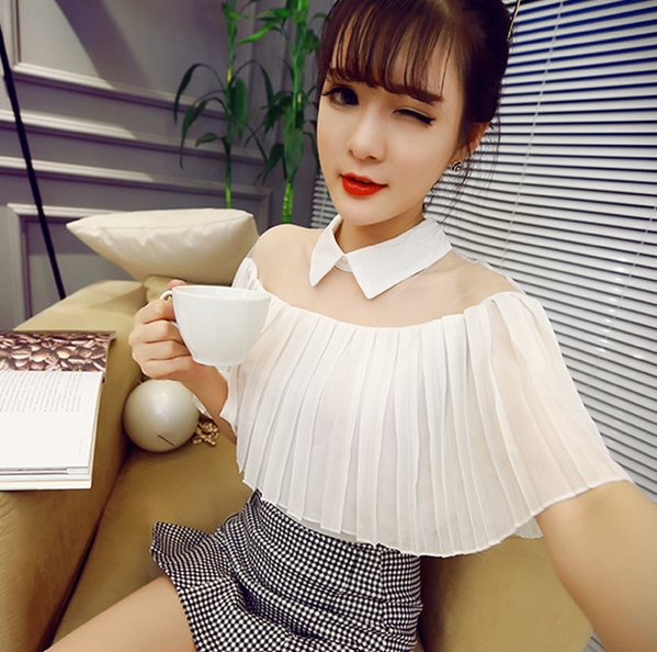 เสื้อคอปกเสื้อเกาหลีเซ็กซี่เล็ก ๆ น้อย ๆ เป็นซีทรู ตามแบบ สีขาว