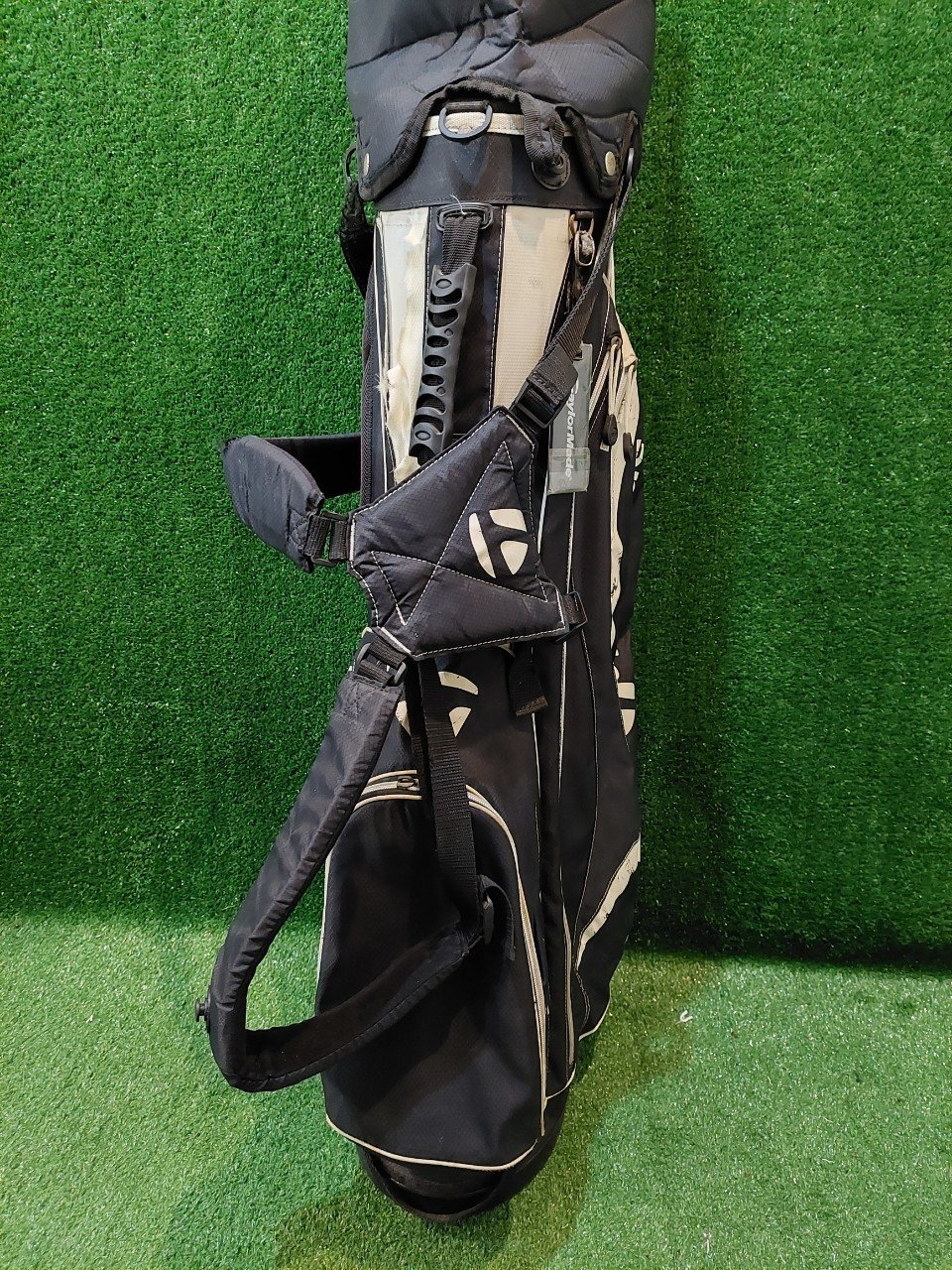 ถุงกอล์ฟขาตั้ง Taylormade