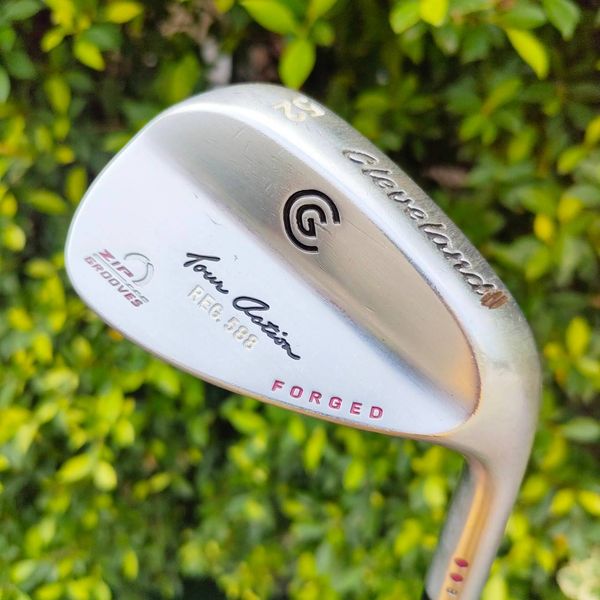 WEDGE CLEVELAND REG.588 ZIP GROOVES FORGED องศา 52 ก้าน DYNAMIC GOLD S200 ตัวโหดมาแล้ว!! ไม้กอล์ฟมือสอง ของแท้ BY NakaraLuxurious