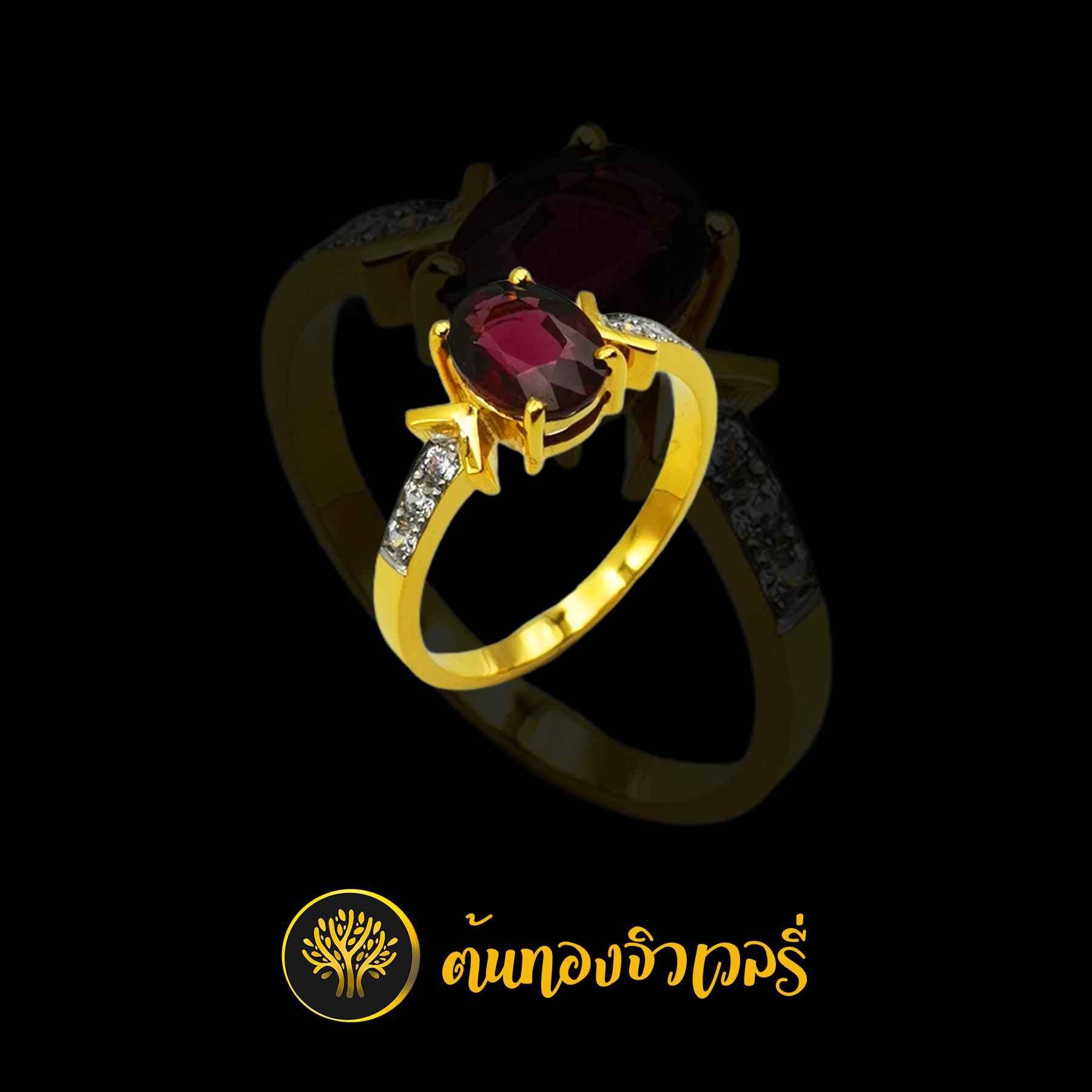 แหวนพลอยแดง ก้านลูกศรฝังเพชร สวยเนียน งามๆครับ