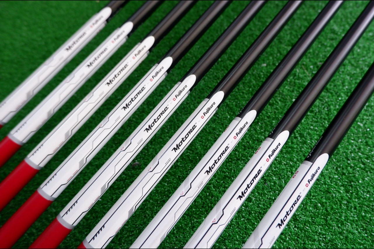 IRONSET TAYLORMADE R11