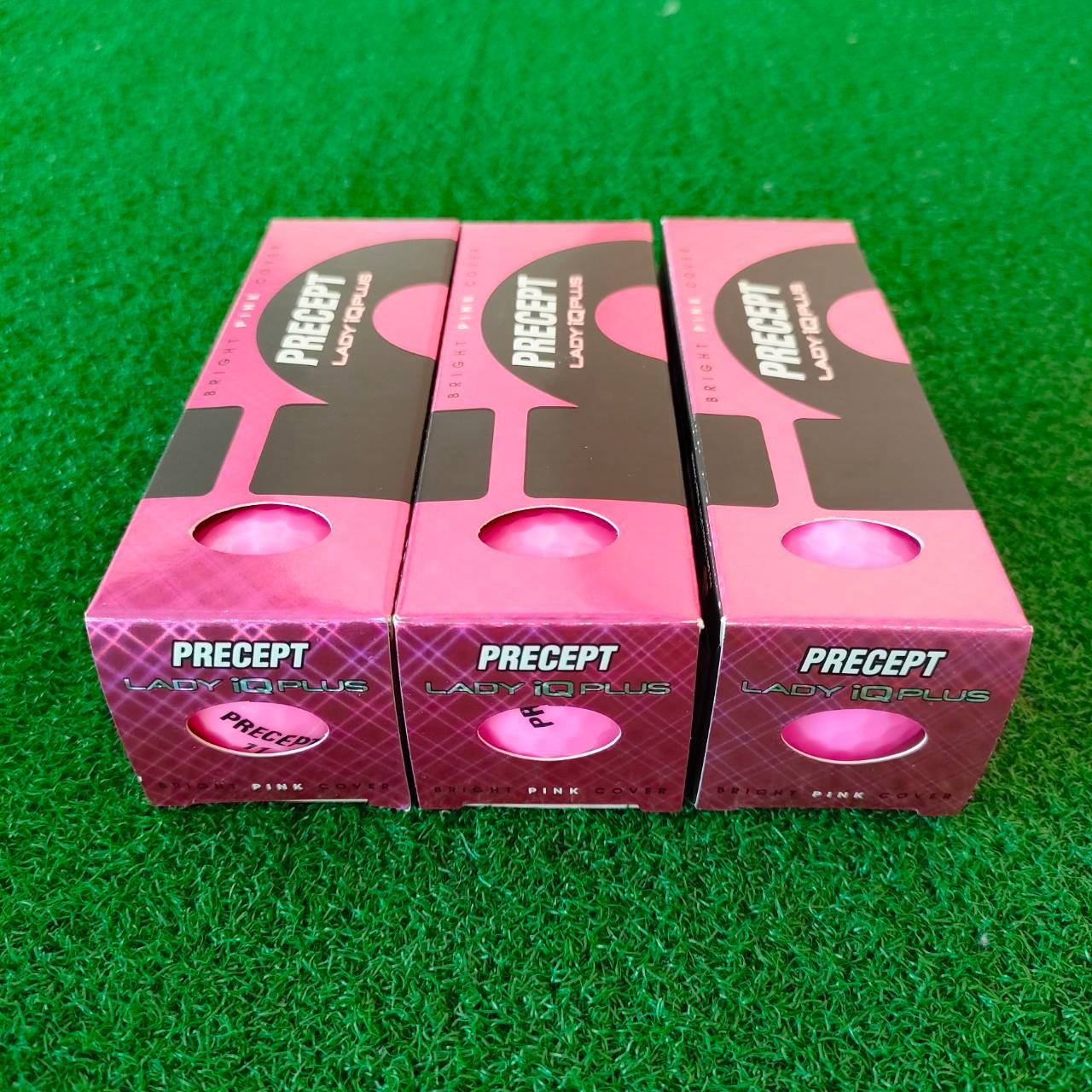 ลูกกอล์ฟ PRECEPT LADY IQPLUS ลูกใหม่ สีชมพูสวย คุณภาพดีมาก ขายเป็นหลอด หลอดละ 3 ลูกครับ