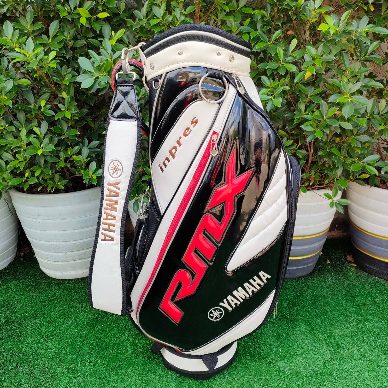 ถุงกอล์ฟ YAMAHA INPRES RMX มือสอง **มีตำหนิ คอพเวอร์ลอก**
