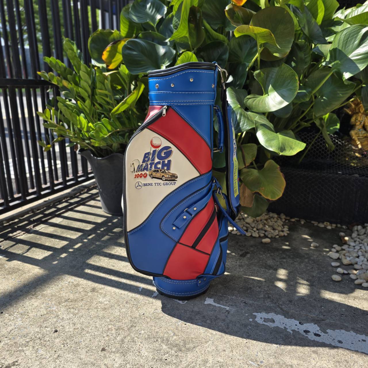 ถุงกอล์ฟ Mercedes-Benz Big Match ภายในบุกำมะหยี่ ถุง TOUR .บใหญ่ น่าใช้มากค่ะ ลดพิเศษที่สุด!!!