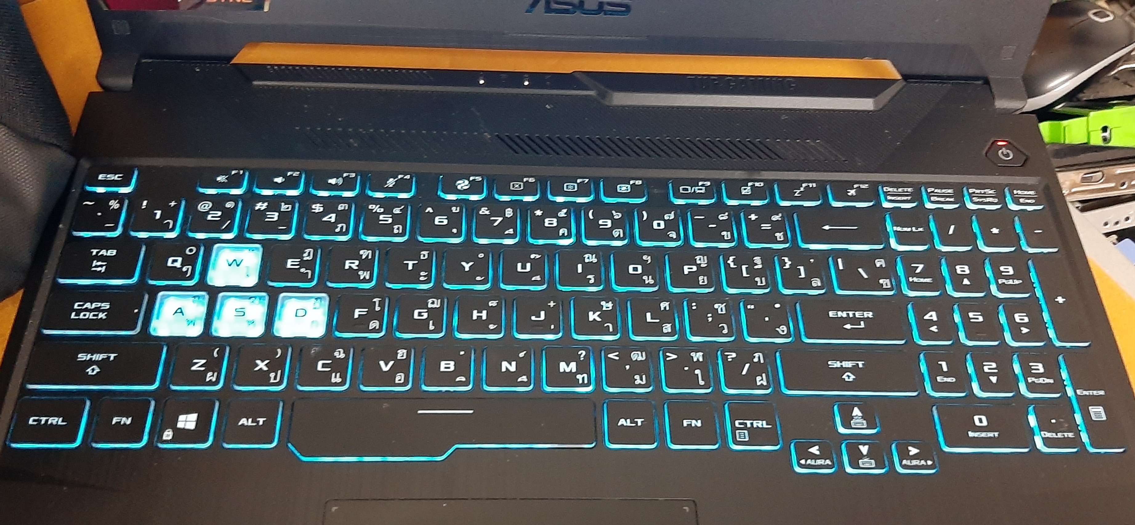 โน๊ตบุ๊คมือสอง Asus FX506H (i5-11400H Ram8GB SSD512GB VGA RTX3050 4GB)+Adapter+Mouse+กระเป๋า สภาพดี ประกันร้าน 1 เดือน