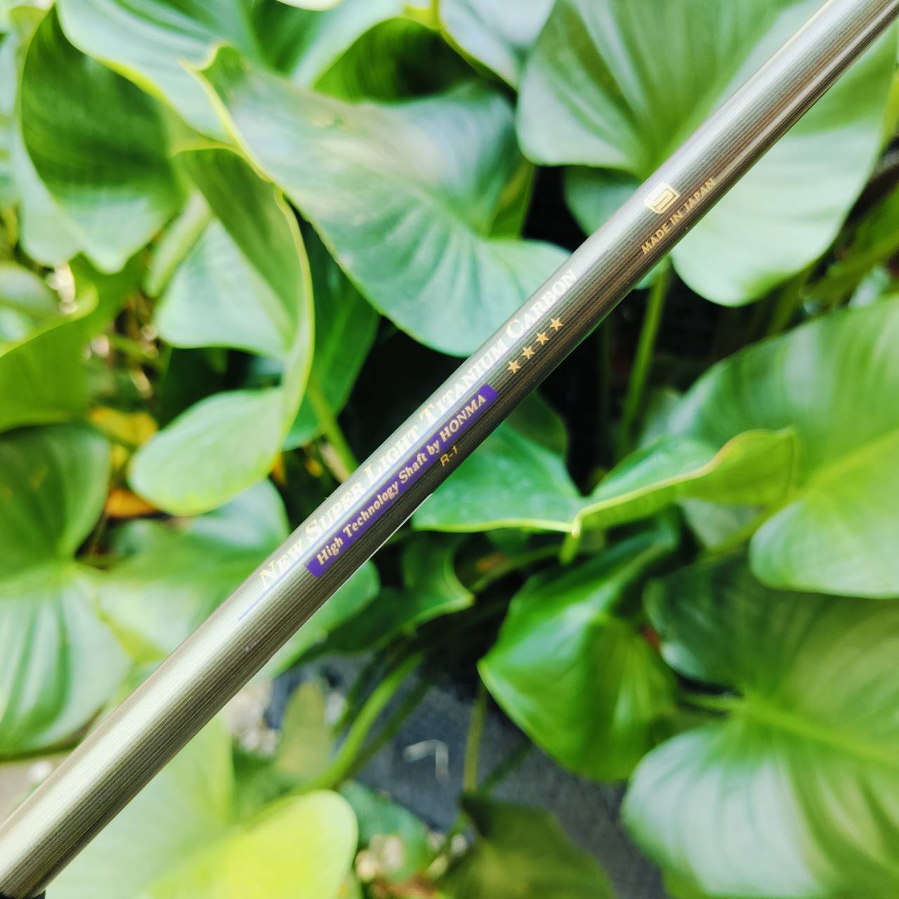 ** ก้าน 4 ดาว ทองเค ** เหล็ก 10 HONMA LB 280 H&F วัสดุพรีเมี่ยม FORGED จาก JAPAN SAKATA ไม้กอล์ฟพรีเมี่ยมมือสอง ของแท้ By NakaraLuxurious