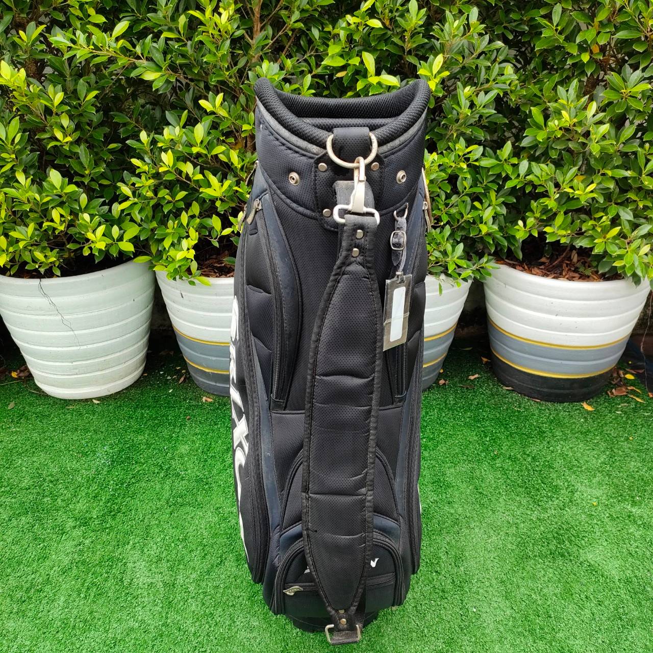 ถุงกอล์ฟ SRIXON มือสอง ของแท้ สภาพสวยเดิมๆเลยครับ