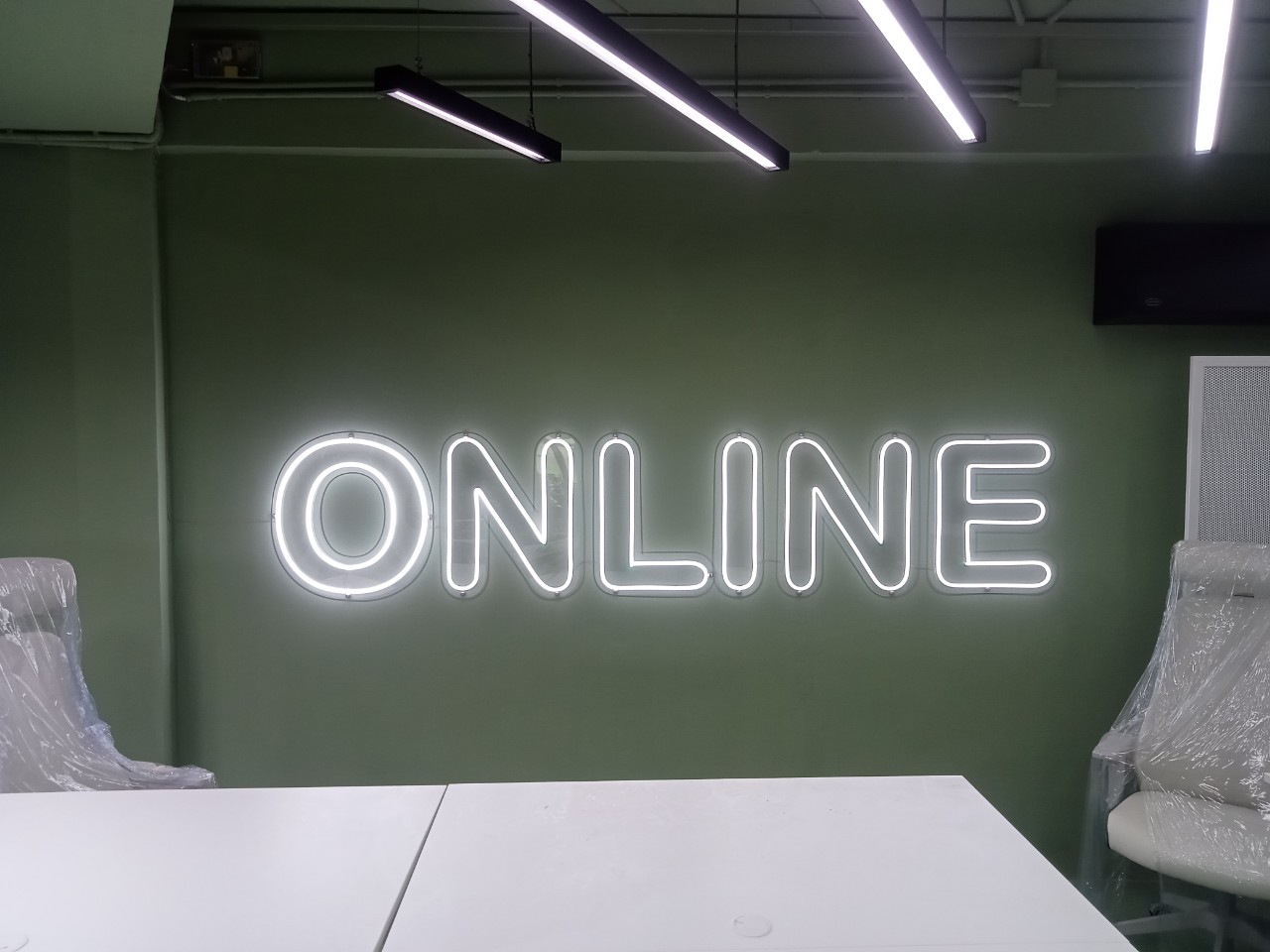 ป้ายไฟนีออน