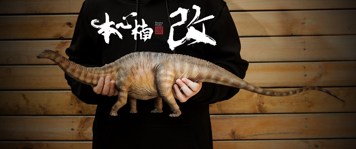 [สั่งจอง] Nanmu Studio 1/35 Scale Dinosaur Statue : Apatosaurus (Bastion)