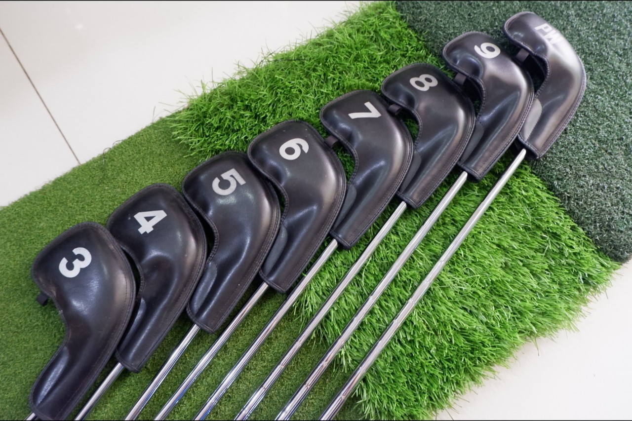 IRONSET TAYLORMADE R7