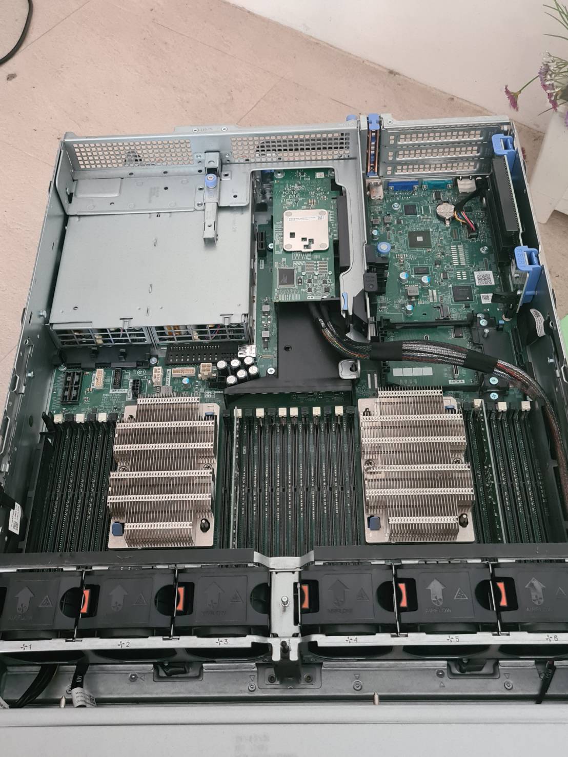 Dell Poweredge R740