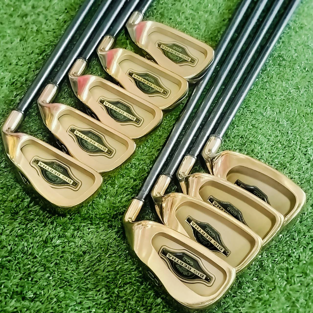 ชุดเหล็ก Callaway BIGBERTHAR GOLD ผลิตจากวัสดุ ทองแดงเบริลเลียม ( BeCu ) ปัดเงาให้เรียบร้อย สวยระดับนางฟ้า หรูหรามาก ไม้กอล์ฟพรีเมี่ยมมือสอง By NakaraLuxurious