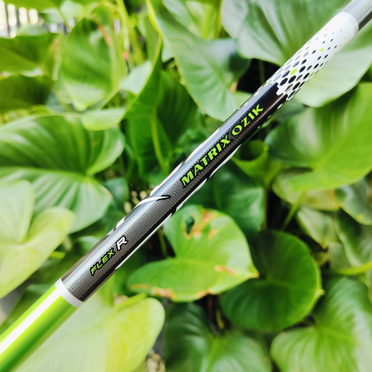 Driver Taylormade RBZ TOUR องศา 9.5 ก้าน MATRIX OZIK FLEX R หัวใหญ่ ตีง่าย หน้าดำตีไกล ไม้กอล์ฟพรีเมี่ยมมือสอง ของแท้ By NakaraLuxurious