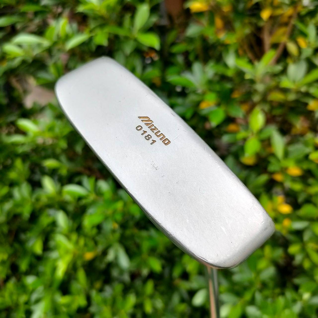 PUTTER MIZUNO 0181 ความยาว 33 นิ้ว ทรงยื่นโค้งมน ทำให้พัตต์ดีขึ้น เล็งง่ายขึ้น
