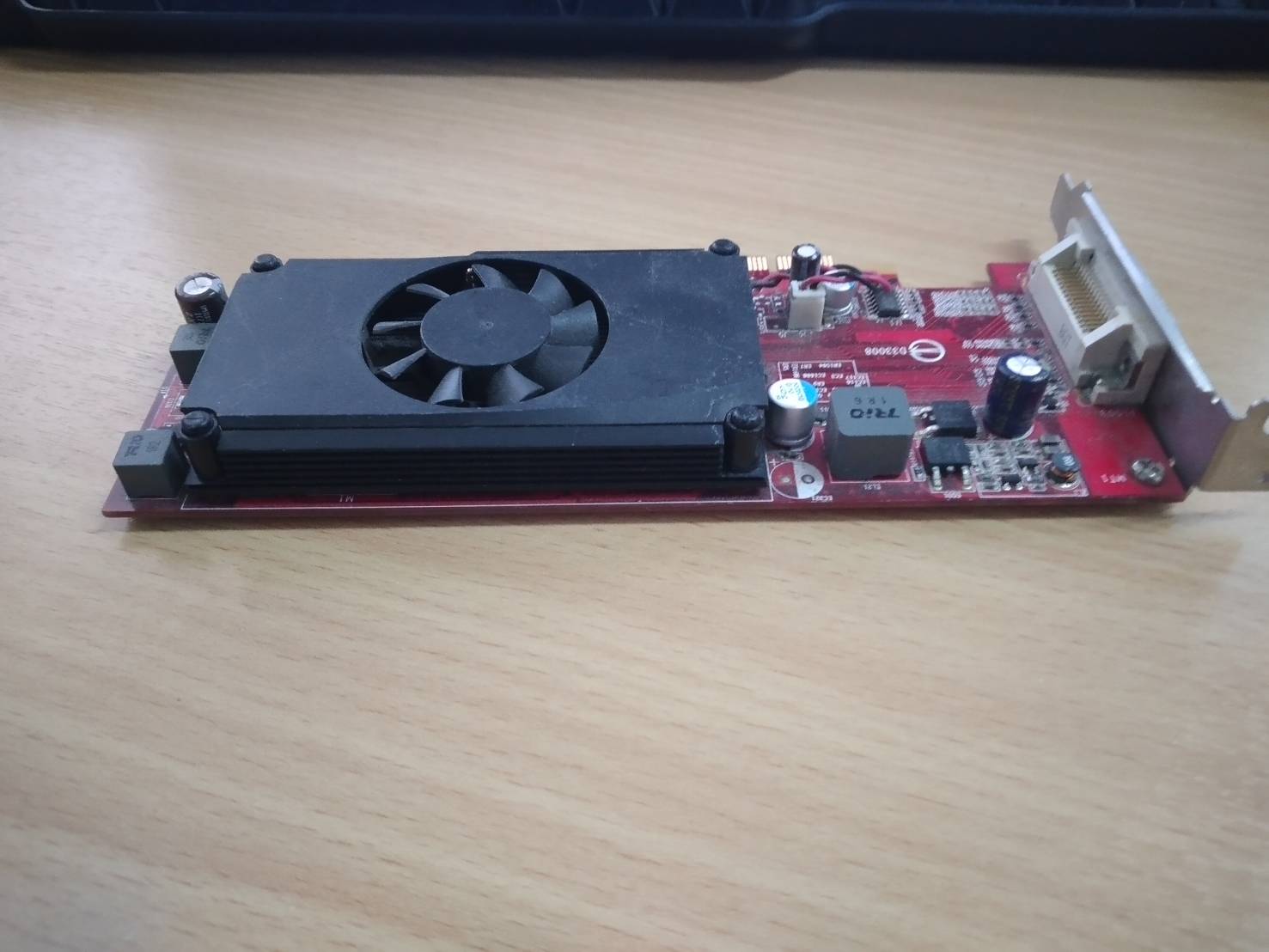 Lenovo FRU89Y9227, 89Y9227, 512MB, NVIDIA GeForce 310, DMS59 Graphics Card ขาสั้น