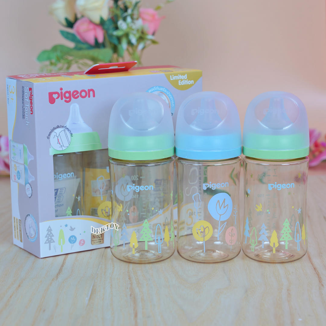 Pigeon พีเจ้น ขวดนมสีชา 8 ออนซ์.+ จุกซอฟท์ทัช พลัส M แพค3ขวด ลาย Natural