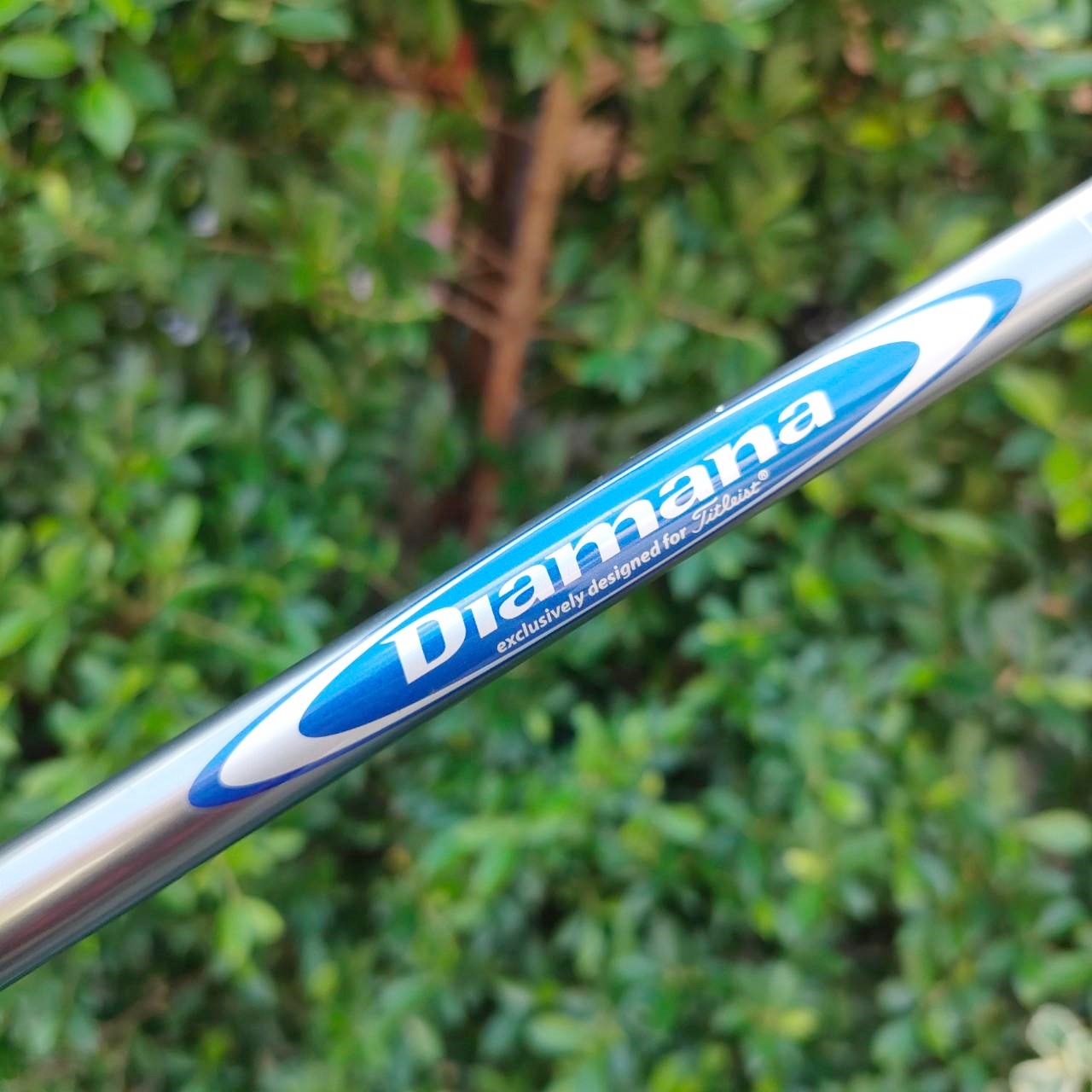 **ไม้กอล์ฟสำหรับท่านที่ถนัดซ้าย** DRIVER TITLEIST 909 D2 องศา 9.5 ก้าน DIAMANA FLEX R ก้านพรีเมี่ยม แค่ก้านก็เกินคุ้ม มี COVER มาด้วย!! ไม้กอล์ฟมือสอง ของแท้ BY NakaraLuxurious