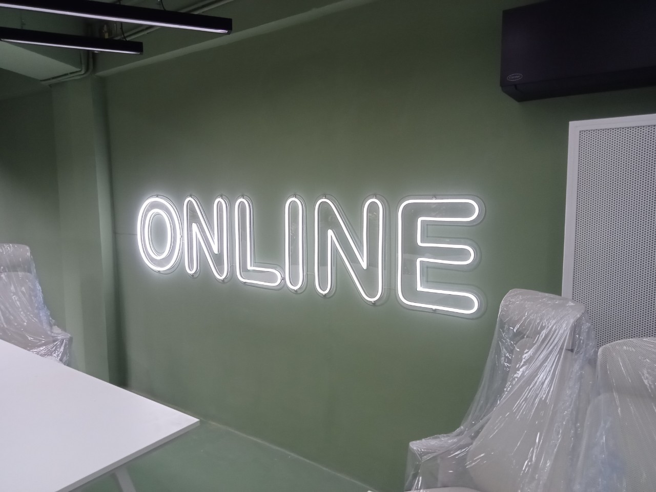 ป้ายไฟนีออน