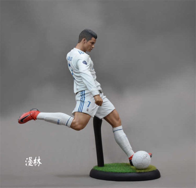 [สั่งจอง]Man Zhilin - Cristiano Ronaldo