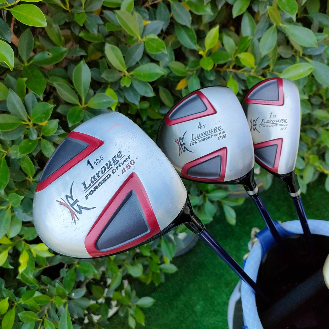 FULLSET LAROUGE FORGED ทั้งชุดประกอบด้วย หัวไม้ 1 ,4 ,7 ก้าน LAROUGE FLEX SR