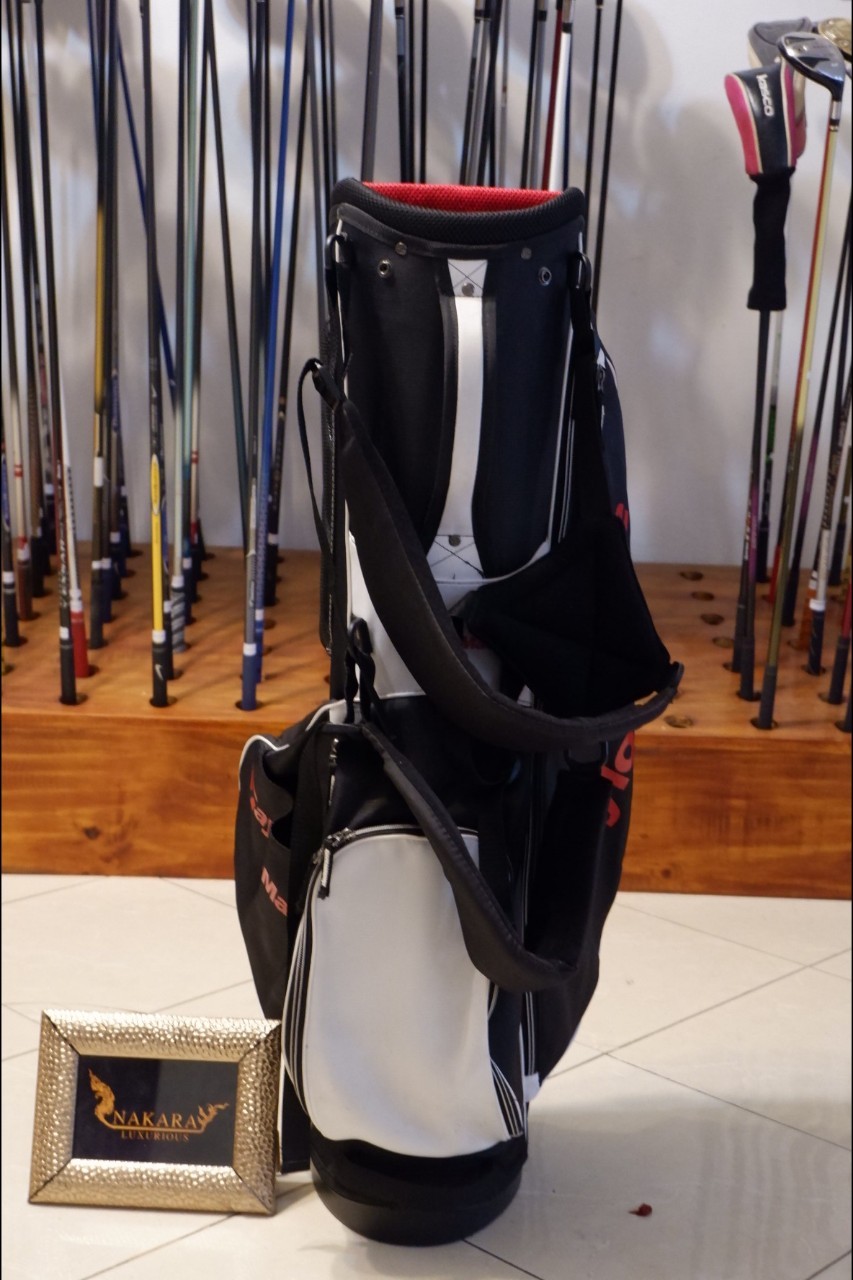 ถุงกอล์ฟ taylormade