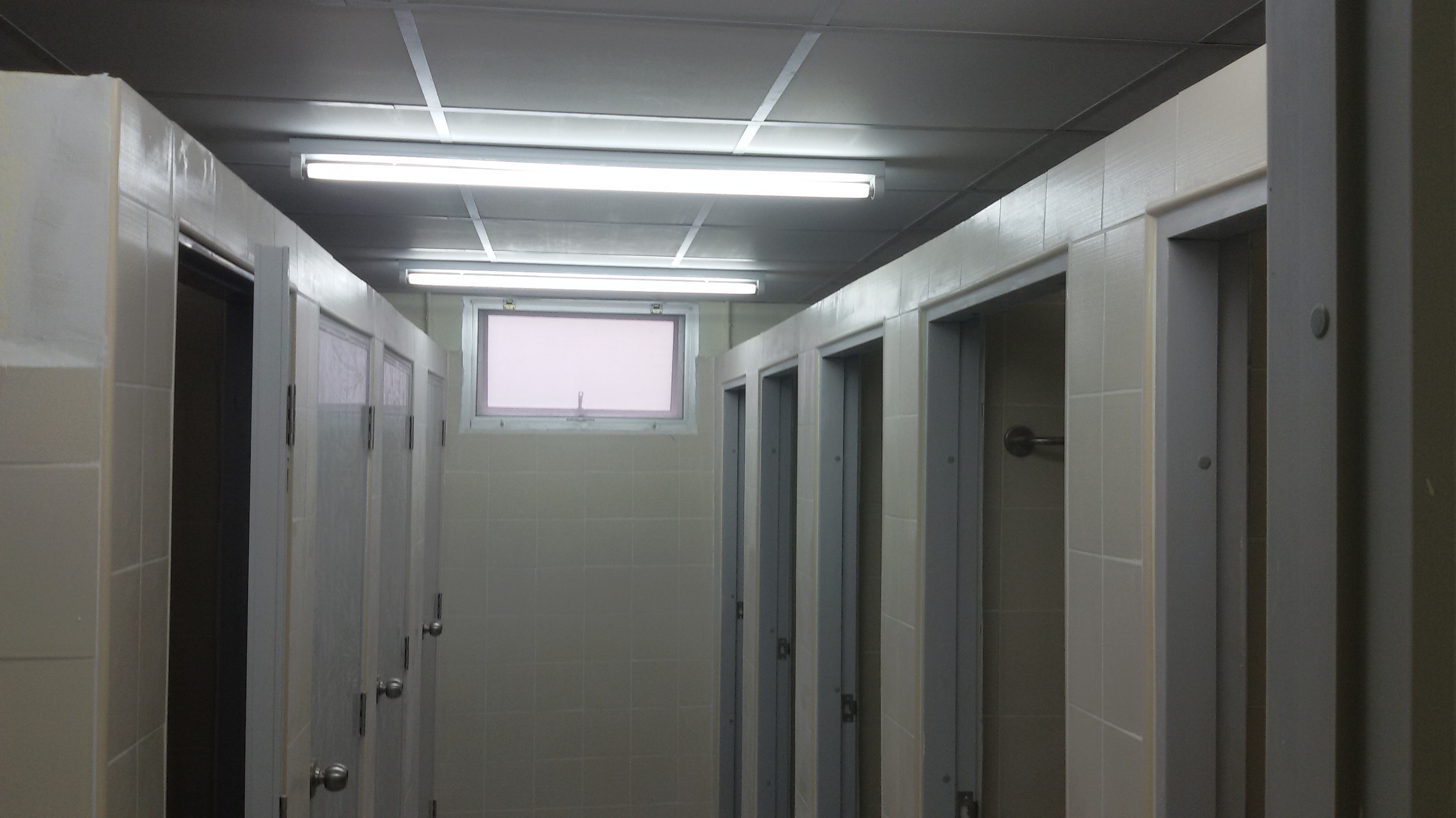 งานติดตั้ง เดินไฟ ทั้งระบบ มศว.