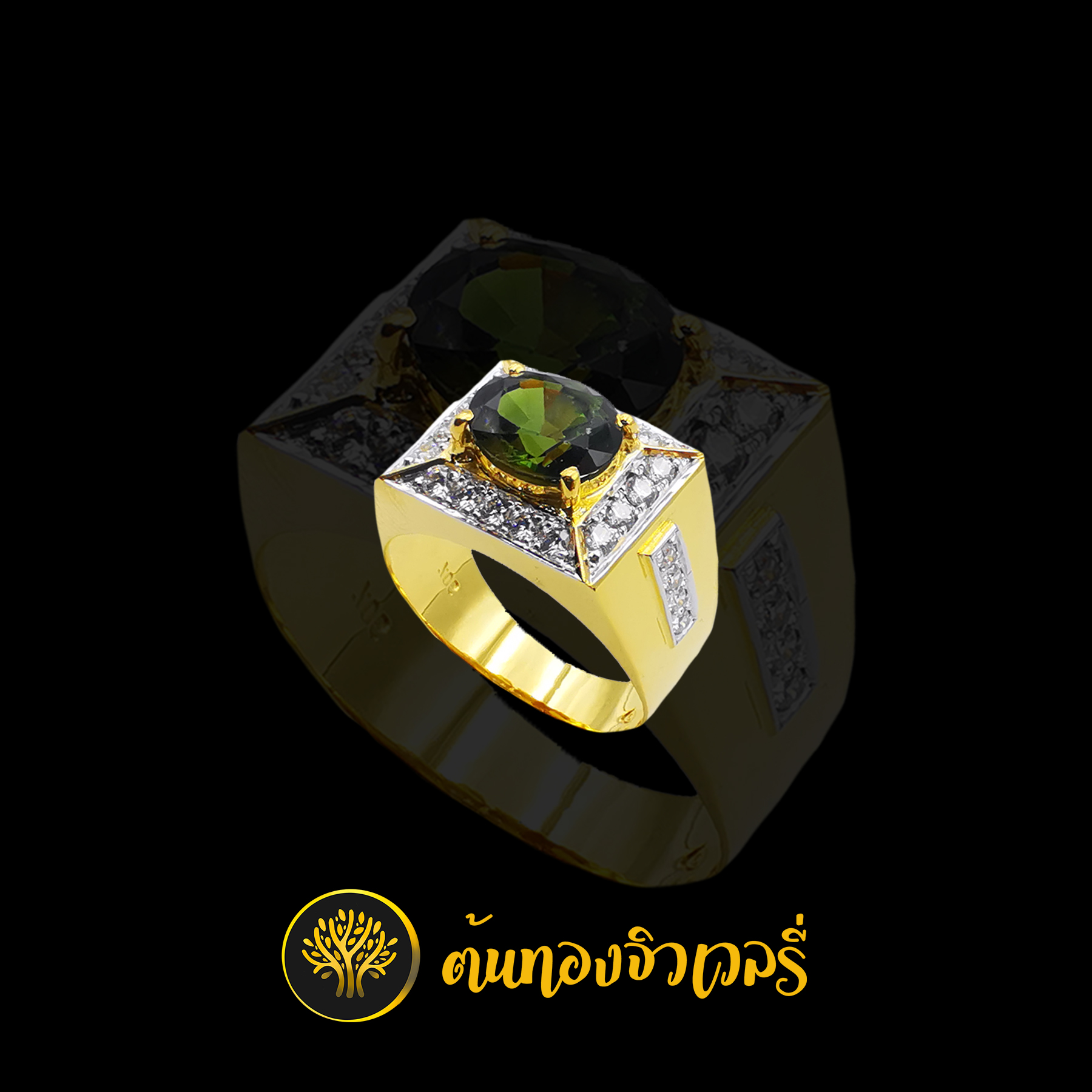 แหวนชายพลอยเขียวส่อง ล้อมเพชร ข้างฝังเพชร สวยๆ เนี๊ยบๆเลยครับชิ้นนี้