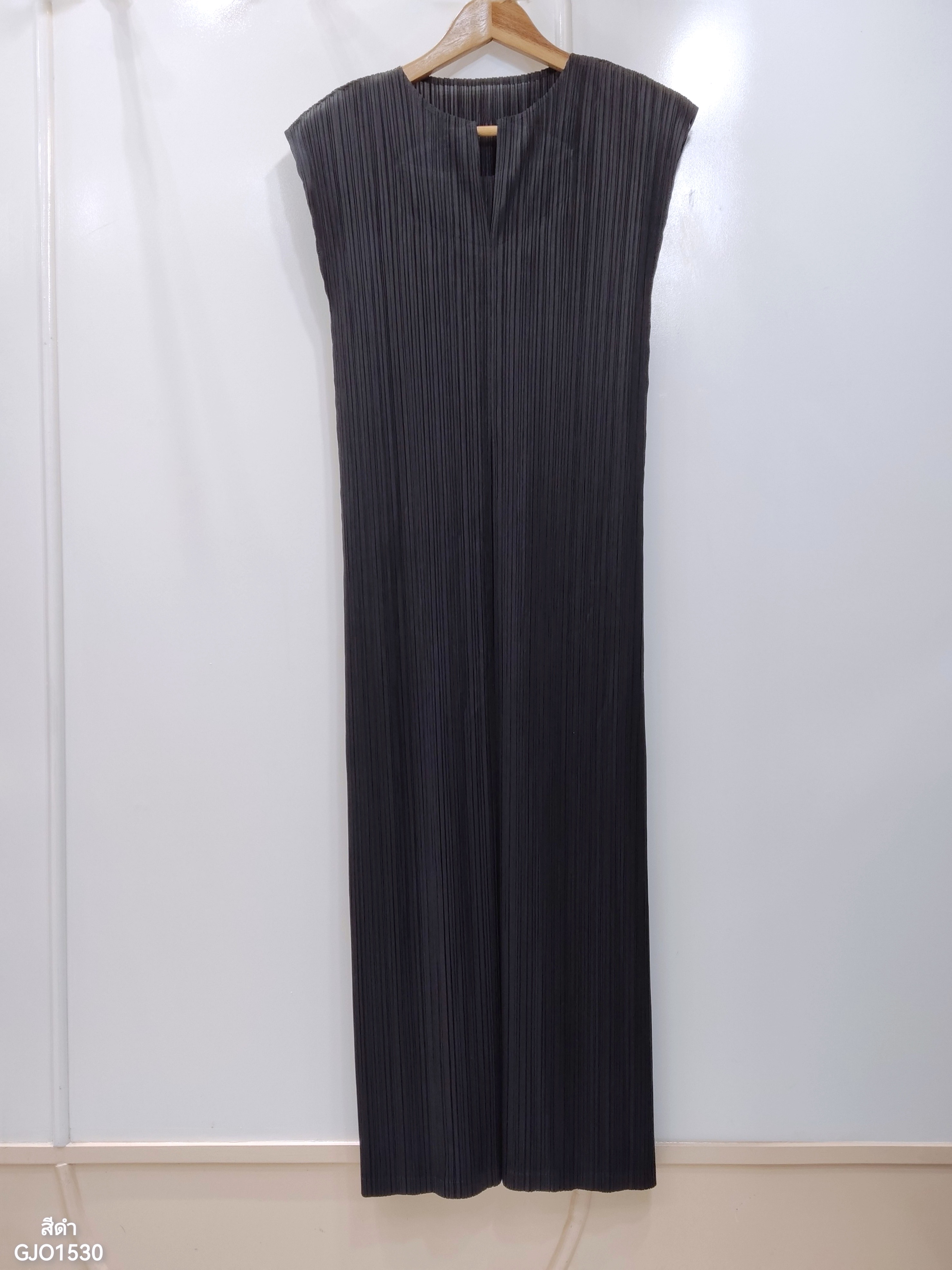 2MUAY รุ่น GJO1530 เดรสพลีทคุณภาพ OPEN NECK CAP SLEEVE PLEATED DRESS 10 สี FREE SIZE