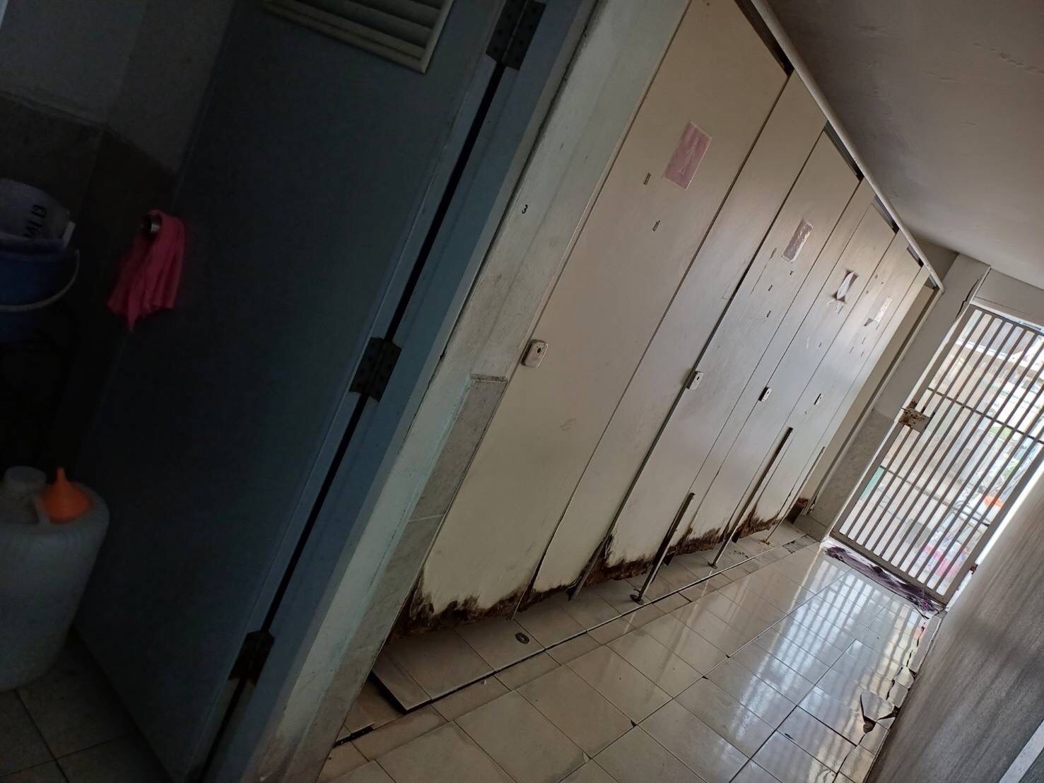 ปรับปรุงห้องน้ำโรงงานโดนัท NK