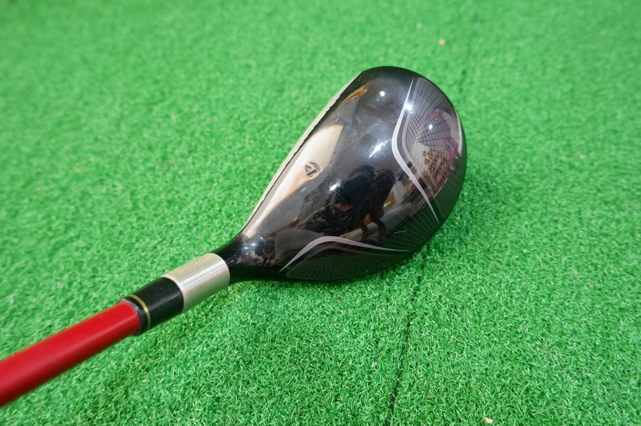 HYBRID TAYLORMADE BURAER RESCUE