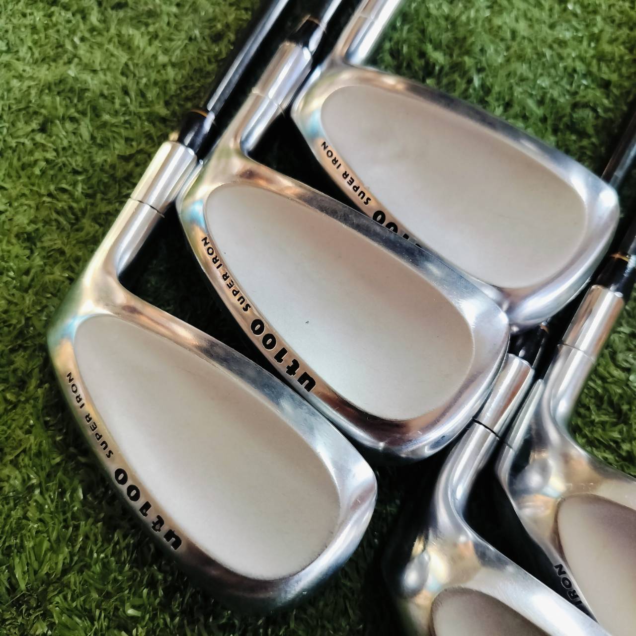 ชุดเหล็ก Finest Instrument PRGR Dream Iron PRGR egg Luxury 5 piece set เป็นชุดเหล็กสั้น มีเหล็ก 7-9 เเละ PW AW ก้าน DATA065 WT-67 Tq-3.1 Kp-H วัสดุพรีเมี่ยมญี่ปุ่น ไม้กอล์ฟมือสอง ของแท้ BY NakaraLuxurious