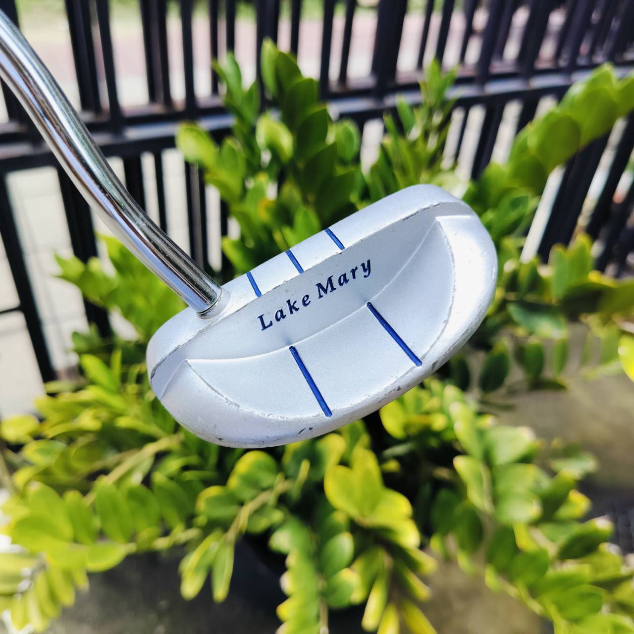 PUTTER LAKE MARRY ความยาว 34 นิ้ว น้ำหนักดี หน้าอินเซิร์ท โพลีเมอร์สุดนุ่ม และมี MILLED เพื่อช่วยให้เกาะไลน์มาก ไม้กอล์ฟพรีเมี่ยมญี่ปุ่นมือสอง ของแท้ By NakaraLuxurious