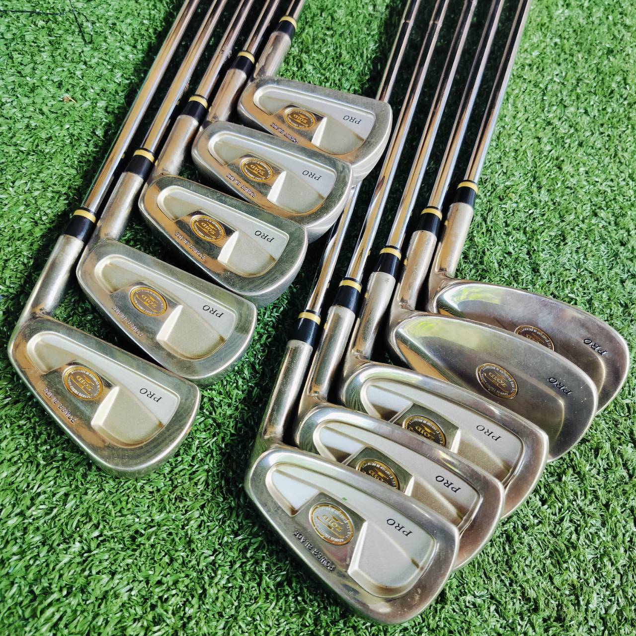ชุดเหล็ก MIZUNO T-ZOID PRO POWER BLADE ชุดใหญ่ 10 ชิ้น มีตั้งแต่เหล็ก 3-9 PW SW FW ตัว WEDGE เป็นใบเบลดให้เลย ชิพดี ระเบิดทรายมันส์ สปินดีมาก ไม้กอล์ฟพรีเมี่ยมญี่ปุ่นมือสอง By NakaraLuxurious