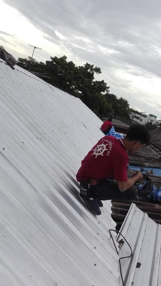 งานเปลี่ยนหลังคาบ้านพักรถไฟบางกอกน้อย การรถไฟแห่งประเทศไทย