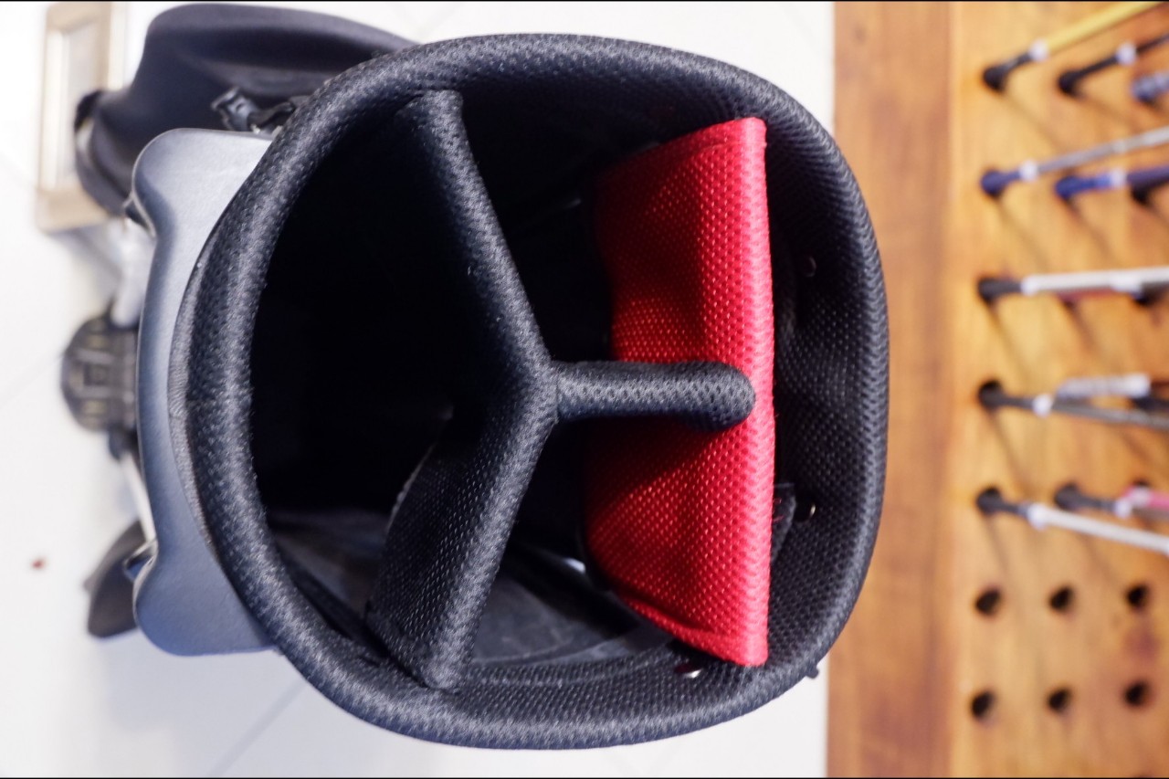 ถุงกอล์ฟ taylormade