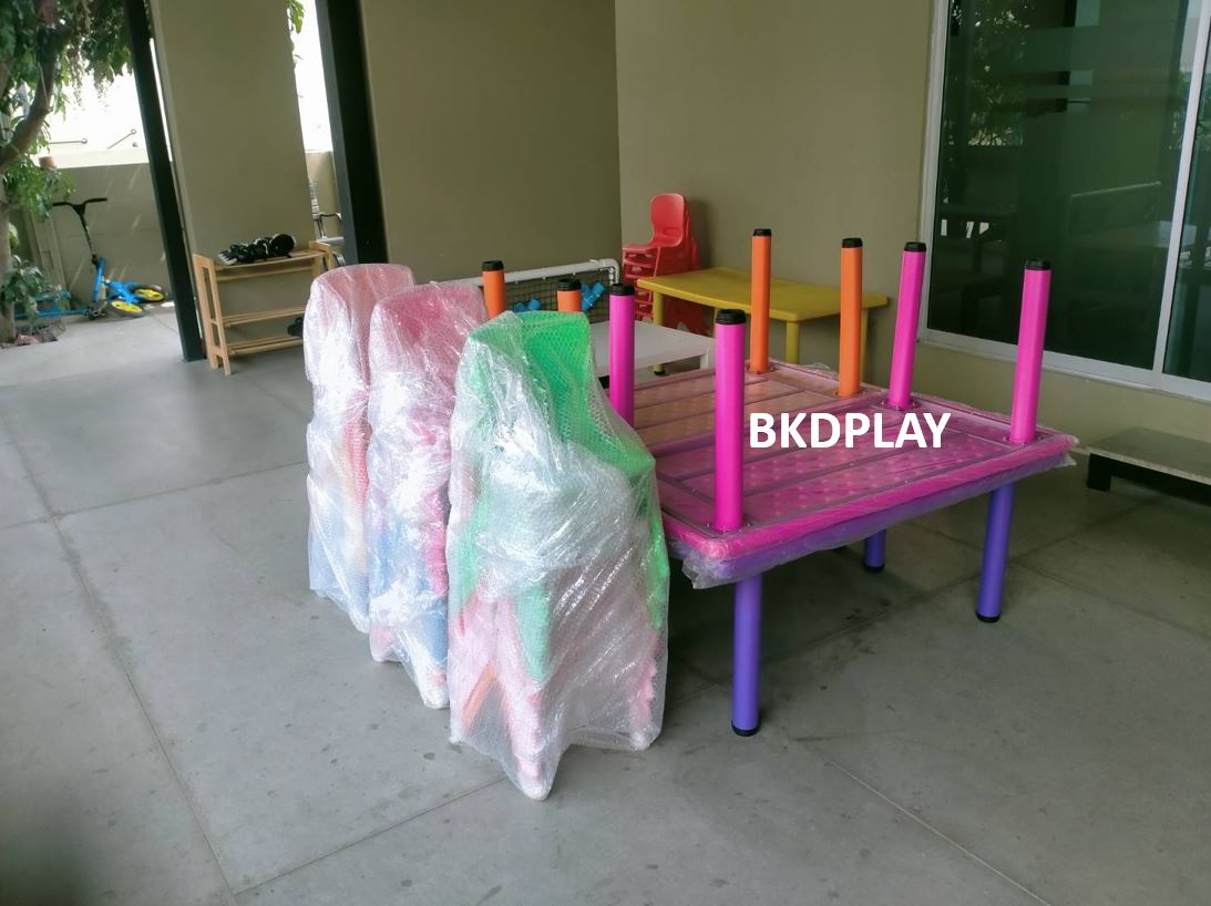 ชุดโต๊ะสี่เหลี่ยมผืนผ้าพร้อมเก้าอี้6ตัว ,โต๊ะนักเรียน ขาเหล็ก,ชุดโต๊ะพร้อมเก้าอี้, ปรับระดับได้พร้อมส่ง สำหรับเด็ก อนุบาล โรงเรียน เนอสเซอรี่ ศูนย์พัฒนาเด็กเล็ก