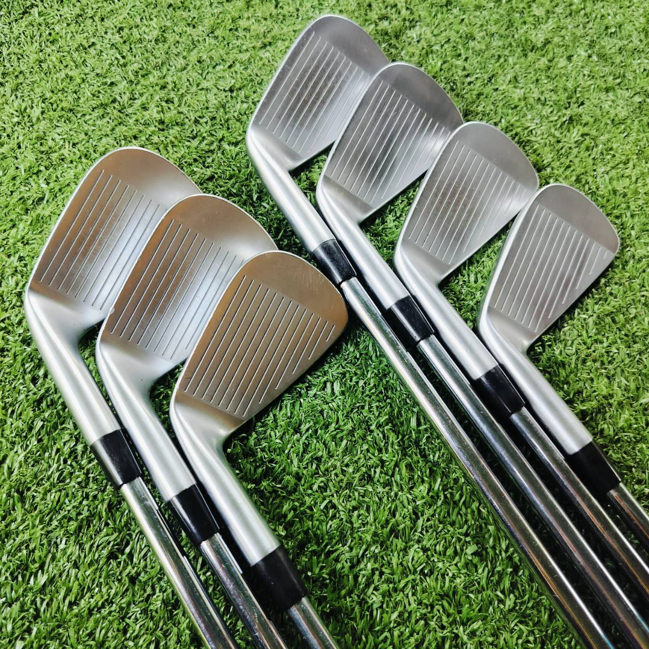 ชุดเหล็ก HONMA BERES PRO เหล็ก FORGED จาก JAPAN SAKATA ถ้าแบรนด์ระดับ HONMA ทำเหล็ก FORGED แบบมันส์ๆ ที่เป็นตระกูล TOP ระดับ BERES ต้องมีอะไรดีกว่าตระกูล TOUR WORLD แน่นอน ไม้กอล์ฟพรีเมี่ยมญี่ปุ่นมือสอง ของแท้ By NakaraLuxurious