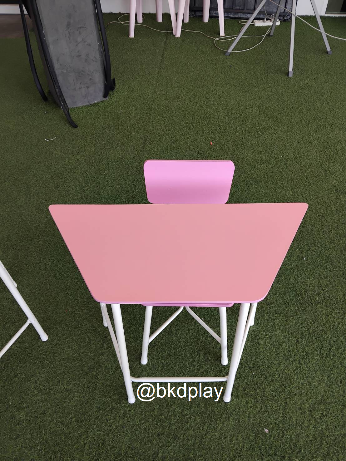 ชุดโต๊ะสี่เหลี่ยมคางหมูพร้อมเก้าอี้6ตัว แบบไม่มีลิ้นชัก ขาเหล็กกลม นักเรียนประถม-มัธยม ,โต๊ะเขียนหนังสือเด็ก, โต๊ะกิจกรรม โต๊ะนักเรียน โต๊ะนักเรียนประถม พร้อมส่งในไทย