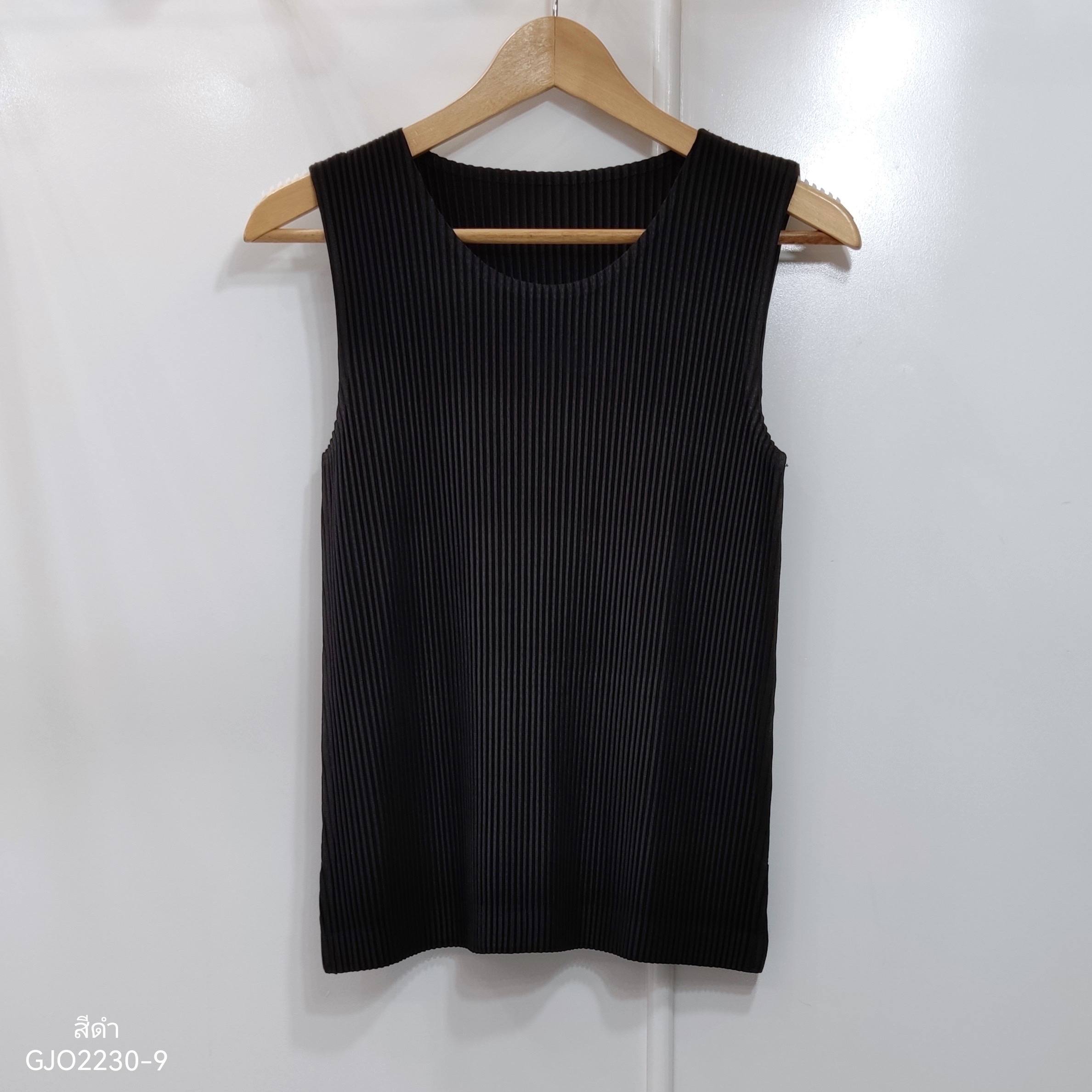 ปรับราคาลง20%!! มีผ่าชาย!! 2MUAY รุ่น GJO2230-9 เสื้อพลีทคุณภาพ THICK SLEEVELESS PLEAT TOP 9 สี FREE SIZE