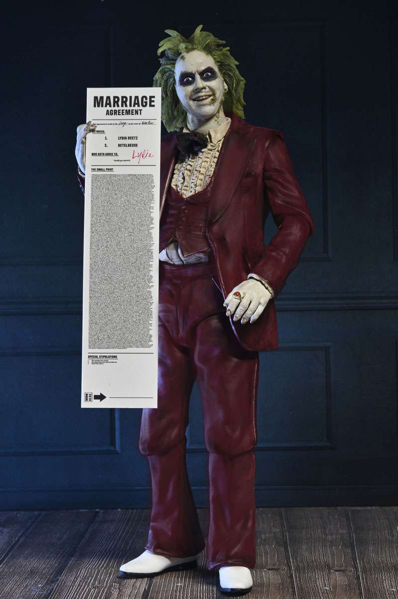 [สั่งจอง]Neca 7" : Ultimate "Red Tuxedo" Beetlejuice