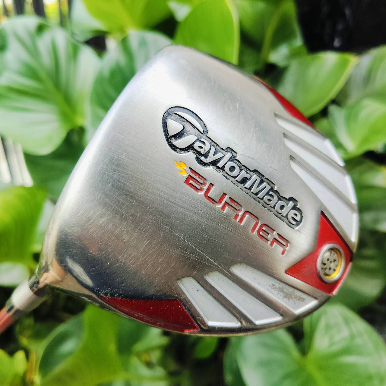 *** ไม้กอล์ฟมือซ้าย *** Driver Taylormade BURNER กระดองเคฟล่า จุด CG ต่ำ หัวใหญ่ หน้าสวีตสปอตกว้างเน้นตีง่ายๆค่ะ ไม้กอล์ฟพรีเมี่ยมมือสอง ของแท้ By NakaraLuxurious