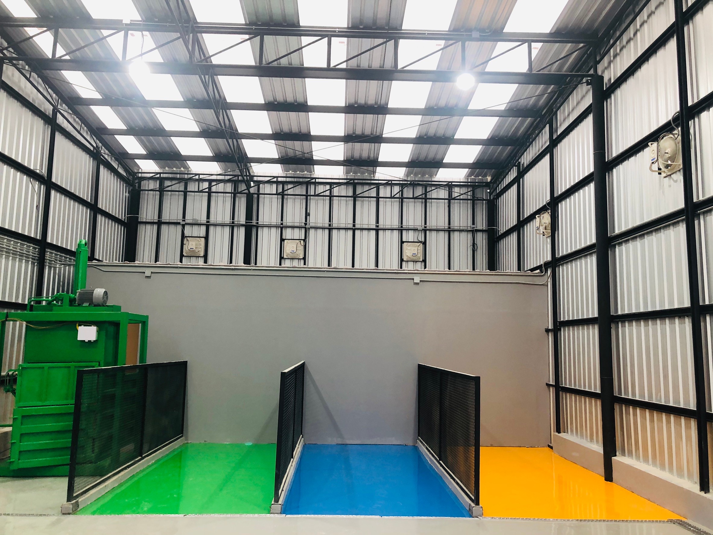 พระจอมเกล้าพระนครเหนือ ก่อสร้างโรงแยกขยะรีไซเคิล