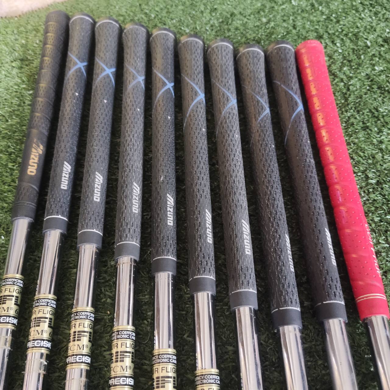 ชุดเหล็ก MIZUNO T-ZOID PRO II GRAIN FLOW FORGED แน่น หนึบ ควบคุมระยะและทิศทางได้ยอดเยี่ยม