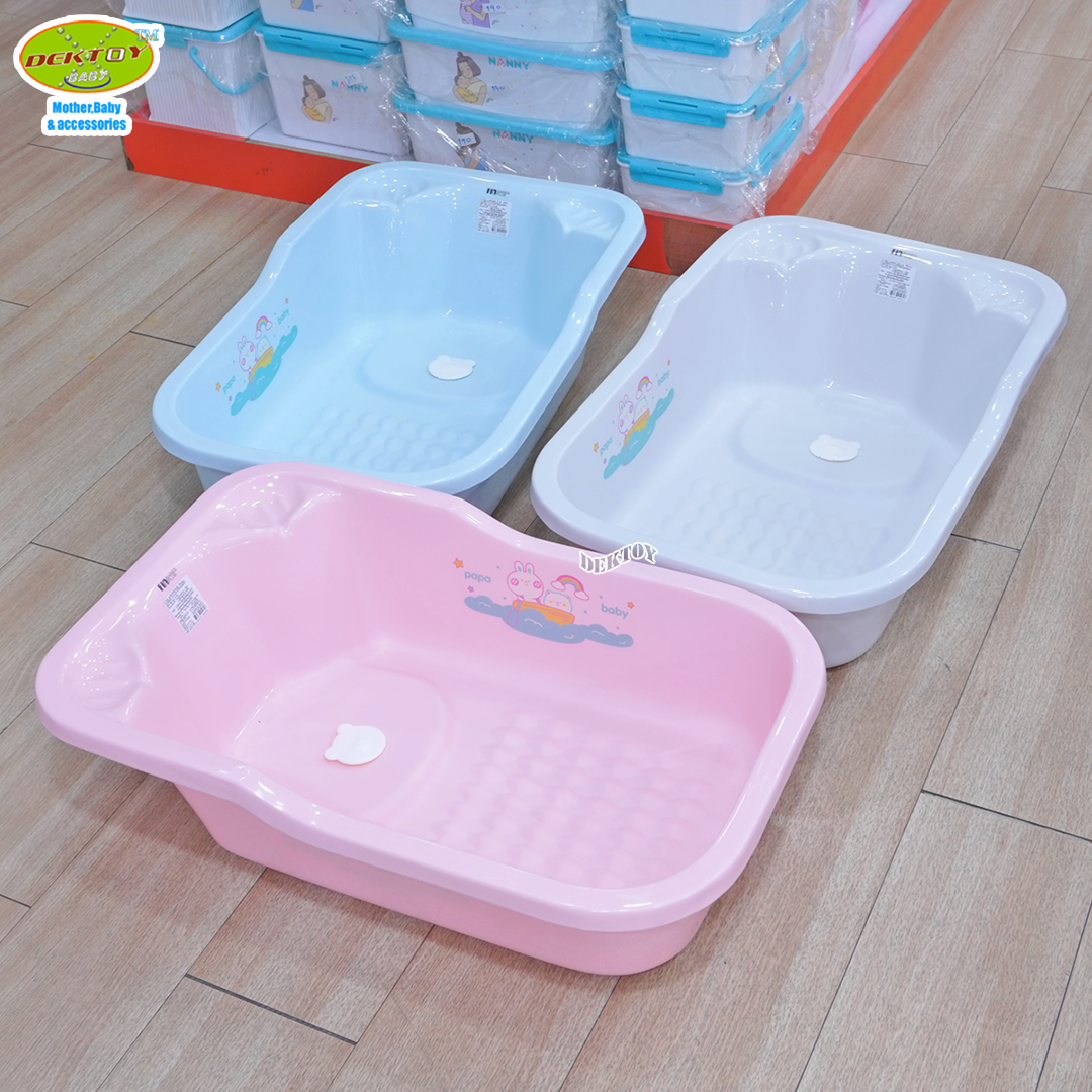 PAPA BABY อ่างอาบน้ำเด็ก รุ่น USE-A9D มีรูระบายน้ำ ผลิตจากพลาสติกคุณภาพดี ไม่แตกหักง่าย ขนาดใหญ่