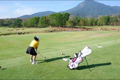 รองเท้ากอล์ฟ สำหรับเด็ก PGM XZ001