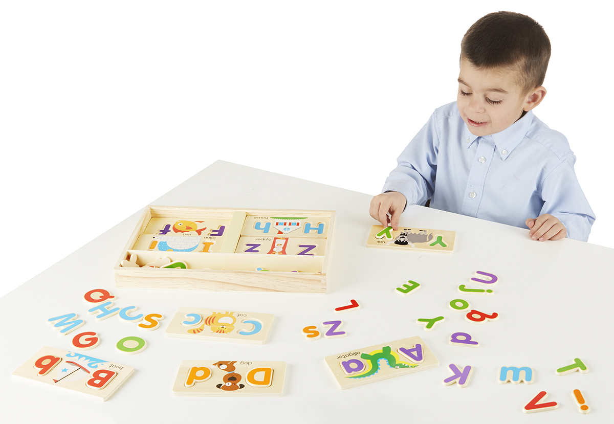 ชุดบอร์ดเอบีซี ส่งเสริมการเรียนรู้ตัวอักษรพิมพ์เล็กและอักษรพิมพ์ใหญ่ ส่งเสริมการเรียนรู้ได้เป็นอย่างดี Alphabet Picture Boards Melissa&Doug, ของเล่นเสริมพัฒนาการ, ของเล่น