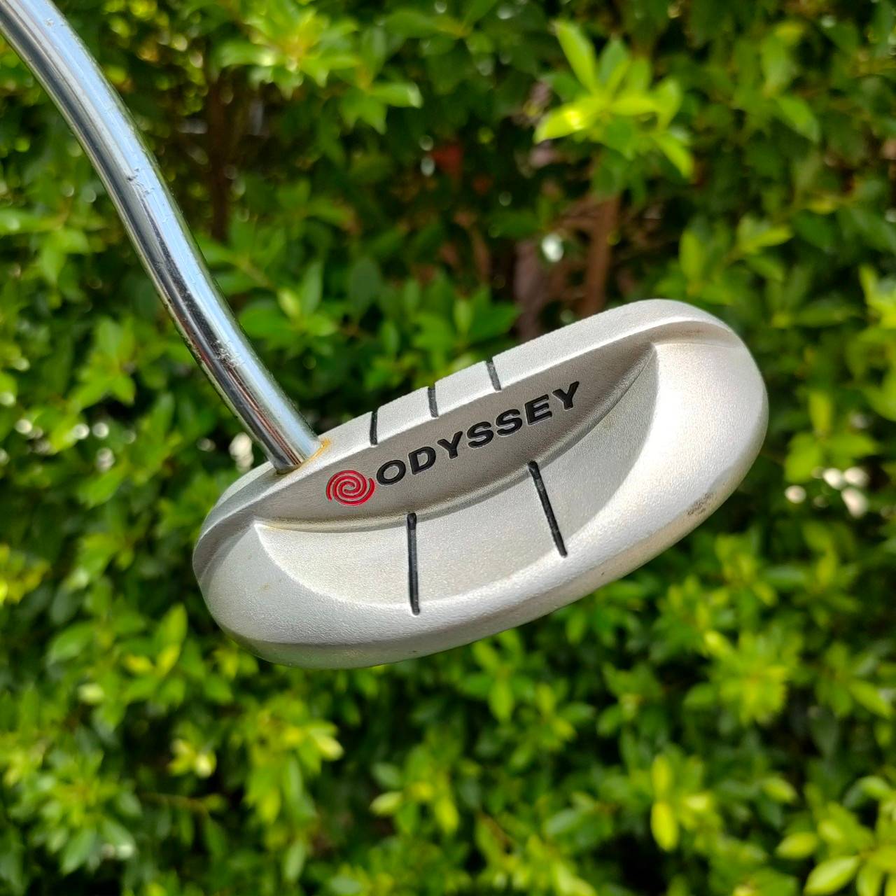 PUTTER ODYSSEY DUAL FORCE ROSSIE II ความยาว 34 นิ้ว สภาพสวยเดิมๆ ** ตรงคอPUTTER มีสนิมขึ้นเล็กน้อย ** ไม้กอล์ฟมือสอง ของแท้ BY NakaraLuxurious